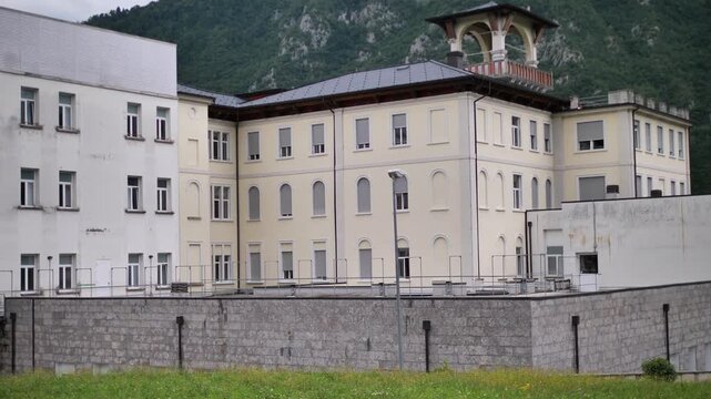 Piario Hospital is a highly specialized multidisciplinary medical center in Seriana valley in Bergamo province.