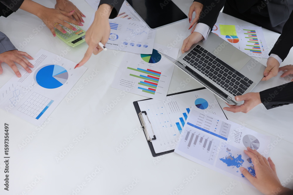 Poster teamwork of business people brainstorming with financial data graph analysis on the table in the mee