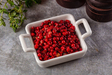 Dry pink pepper corn spice