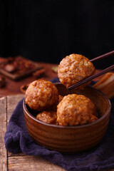 Braised pork meatballs, meatballs mixed with various ingredients, also called lion's head or shizitou