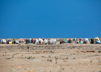 Refugees somali huts in the desert, Awdal region, Lughaya, Somaliland