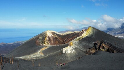 Close up cráter volcán Tajogaite en La isla de La Palma en la vertiente de Cumbre Vieja.