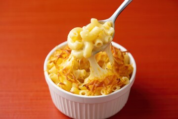 Creamy Macaroni Cheese with Cheesy Pull