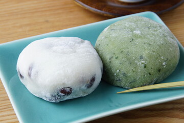 豆大福餅　よもぎ大福