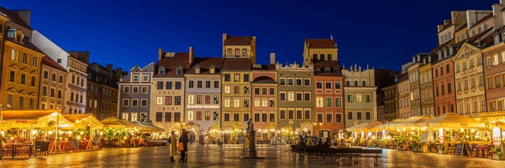 Fototapeta premium Warsaw Old Town at Night