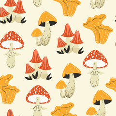 Seamless pattern featuring various types of mushrooms, including fly agaric and chanterelles, on a light background.