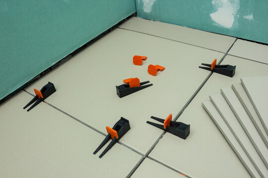 Laying is completed, it is aligned with special clamps