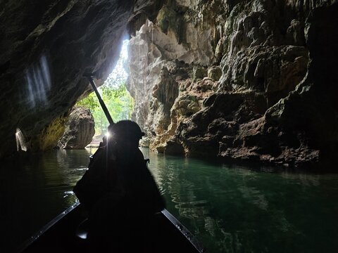 Barton Creek Cave Exploration Belize