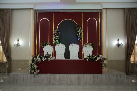 The wedding table of the bride and bride is beautiful interior bright scenery and flowers