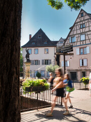 Obraz premium Summer stroll through the streets of Colmar (Alsace)