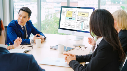 Website design software provide modish template for online retail business and e-commerce