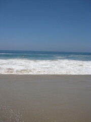 Obraz premium waves on the beach