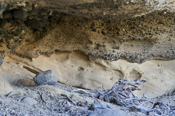 Volcanic tuff and basalt layers