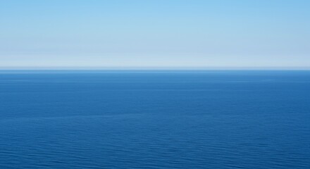 Obraz premium Vast Blue Ocean Under Clear Sky