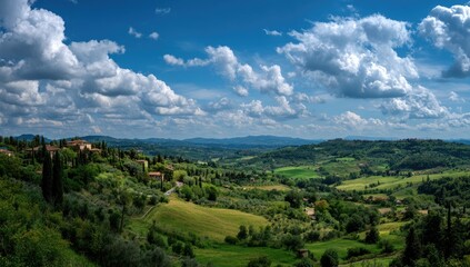 Obraz premium Panoramic Tuscan hills under a dramatic sky
