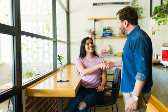 Woman meeting a man in a blind date