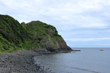 福岡県糸島市の断崖の風景