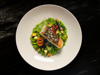 green-risotto-fish-top-view