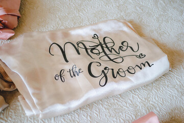 wedding dressing accessories 