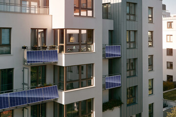balcony solar panels for renewable energy