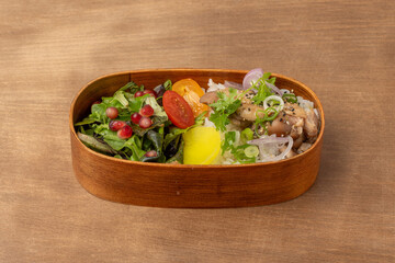 Bentos poulet plat traditionnel japonais