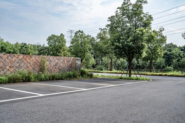 Naklejka premium empty parking lot with blue sky