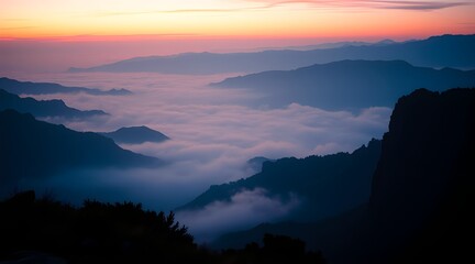 Obraz premium sunrise over mountains