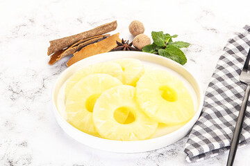 Sweet Canned pineapple in the bowl