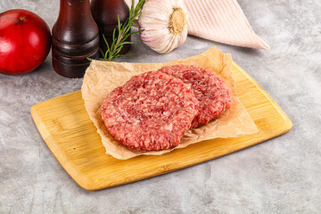 Raw round beef cutlet minced meat