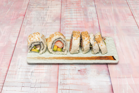 uramaki is a brilliant innovation that, born out of the need for cultural adaptation, has expanded the reach of sushi to a global audience