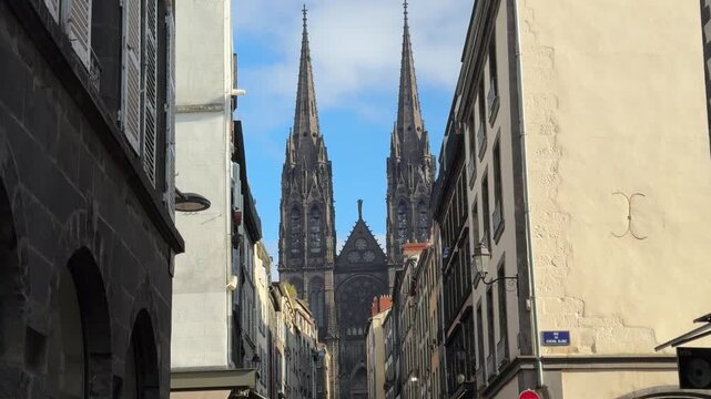 Cathedral of Our Lady of the Assumption &ndash; Gothic Masterpiece in Clermont-Ferrand, France

