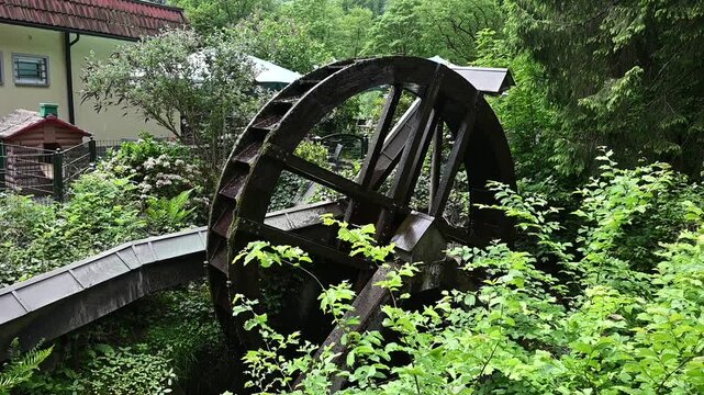 Wasserrad an der Laubachsm&uuml;hle