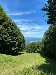 Séta Magyarország legmagasabb pontján a kék ég alatt