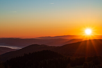Wschodzące słońce © Albert