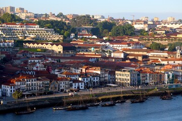 Vila Nova de Gaia in the morning sun