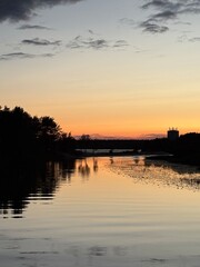 Obraz premium Abend Sonne am Fluss.