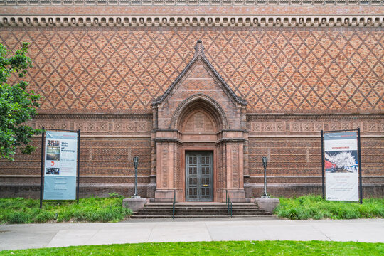 Jordan Schnitzer Museum of Art on the Campus of the University of Oregon
