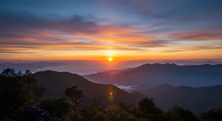 Obraz premium Sunrise over mountain