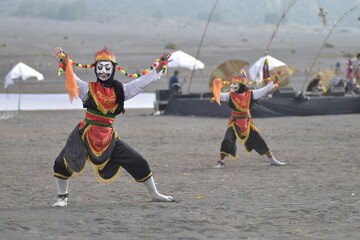 Kaliwungu Mask Dance performance at the Exotica Bromo event