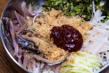 spicy cold saury bibimbap