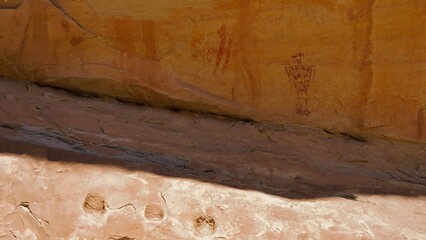 Monarch Cave is located in Butler Wash on the east side of Comb Ridge near Bluff, Utah.That cave contains the remains of an Ancestral Puebloan cliff dwelling. 