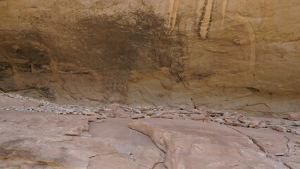 Monarch Cave is located in Butler Wash on the east side of Comb Ridge near Bluff, Utah.That cave contains the remains of an Ancestral Puebloan cliff dwelling. 