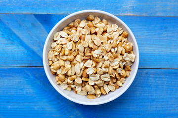 Roasted peanuts for snacking, or used as toppings for various dishes.