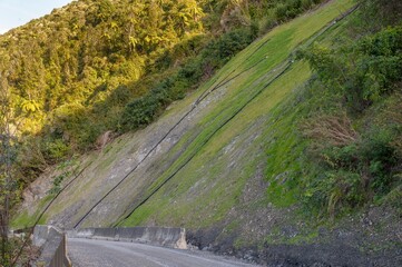 Earthworks repair road to Otaki Forks