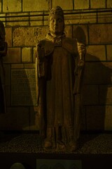 Stone sculpture of medieval bishop in Catedral de Leon