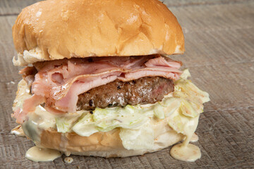panini hamburger, ripieno, polpette, melanzane, pomodoro, insalata uova, zucchine, prosciutto,...