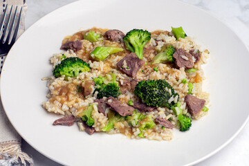 beef and broccoli on white rice