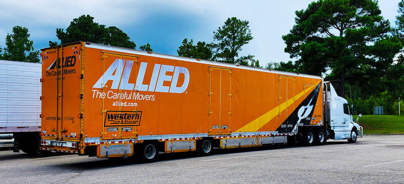 Allied Van Lines Company Truck, NC, USA