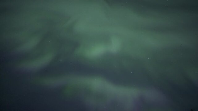 Sky full of pulsating auroras, real-time video