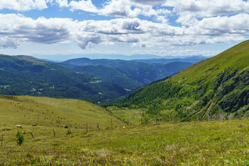 Naklejka premium Sommer in Käörnten